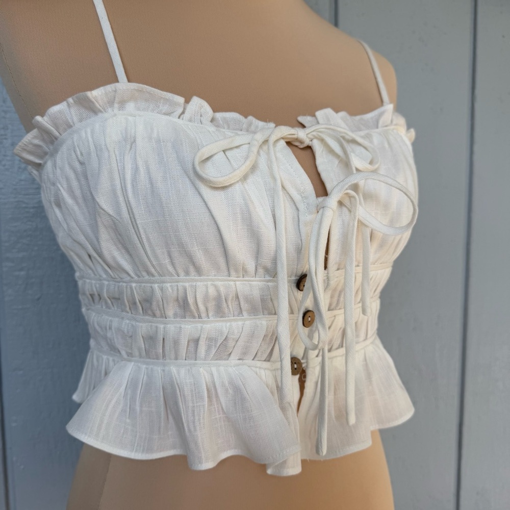 Beachy Linen blend creamy white halter style bodycon summer crop top - Picture 5 of 11